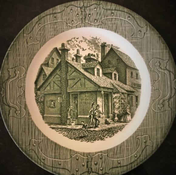 Vintage The Old Curiosity Shop By Charles Dickens Royal USA Co Green China Plate - Picture 5 of 6